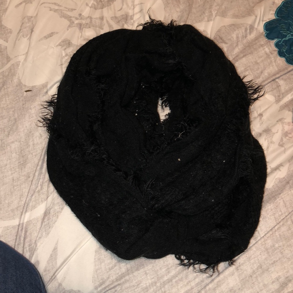 Infinity scarf